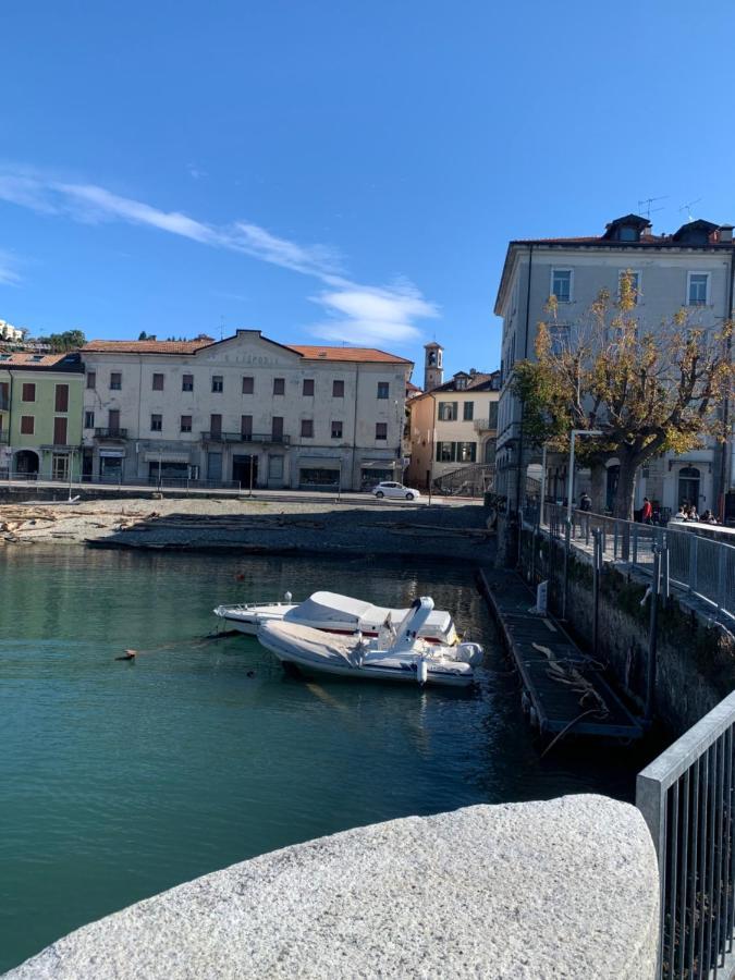 Palazzo Clerici Apartment Luino Exterior photo